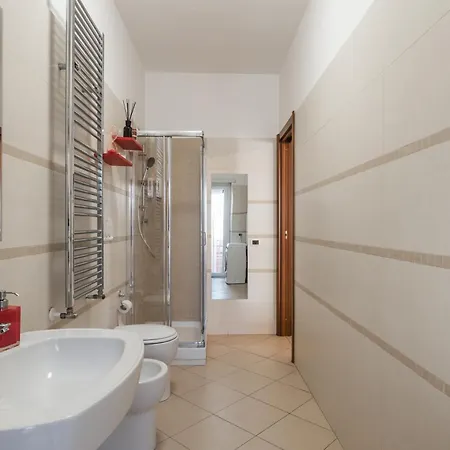 아파트 360 - With Terrace *